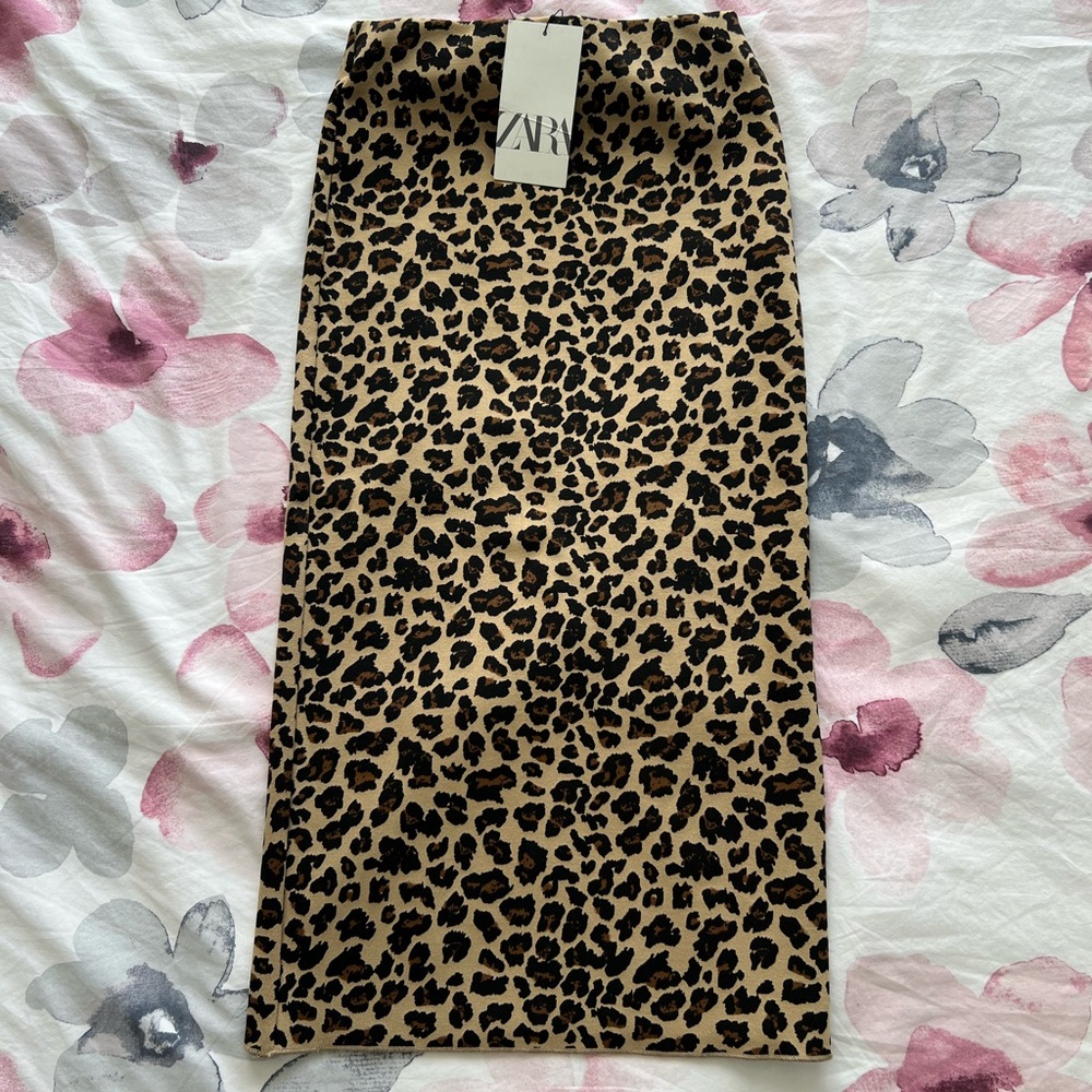 New Zara Animal print pencil skirt